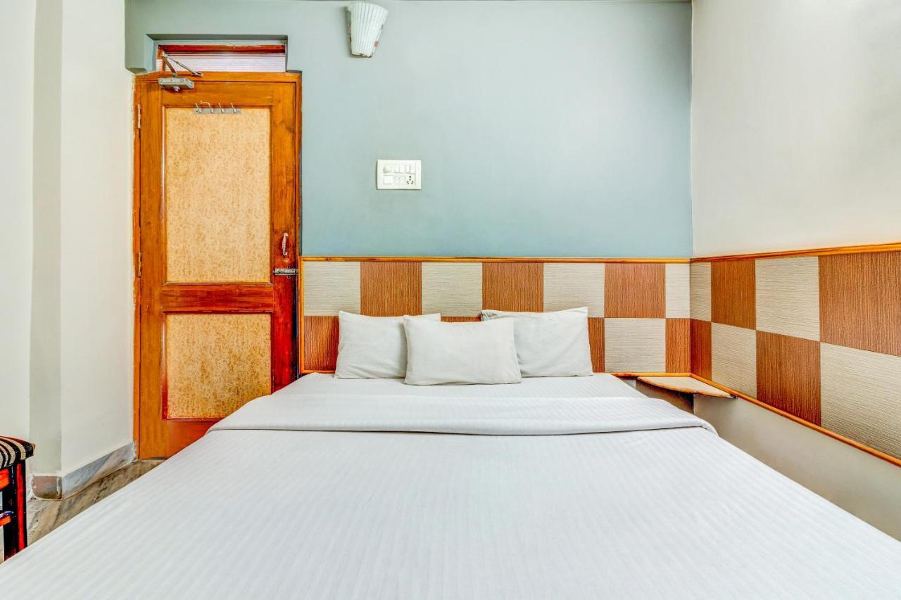 Spot On 22114 Hotel Kailash Regency Dzsamsedpur Kültér fotó