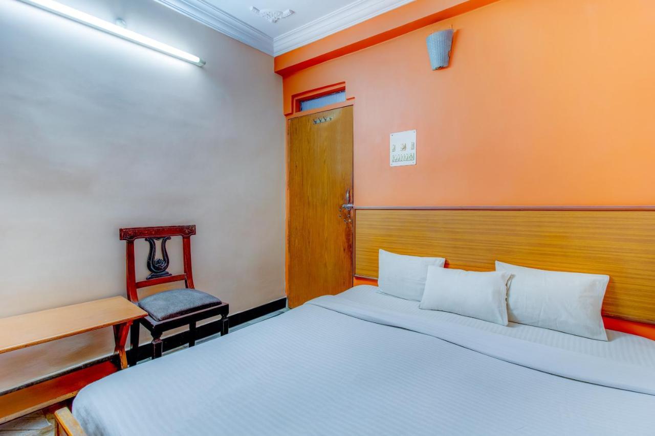 Spot On 22114 Hotel Kailash Regency Dzsamsedpur Kültér fotó